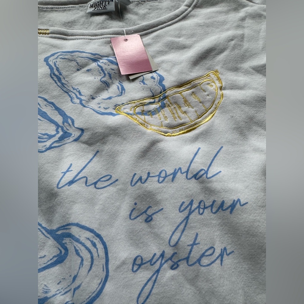 NWT White Off-Shoulder oyster Graphic Sweatshirt - Women size M - Picture 7 of 9